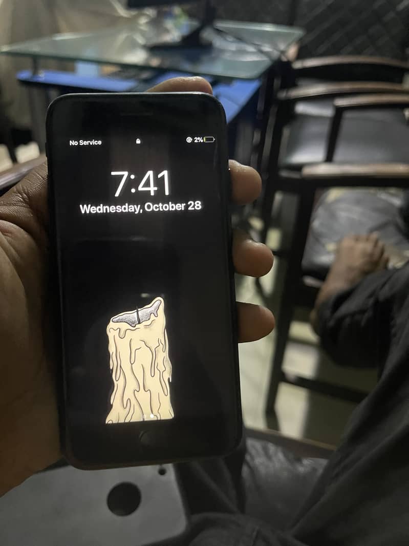 Apple iPhone 7 2