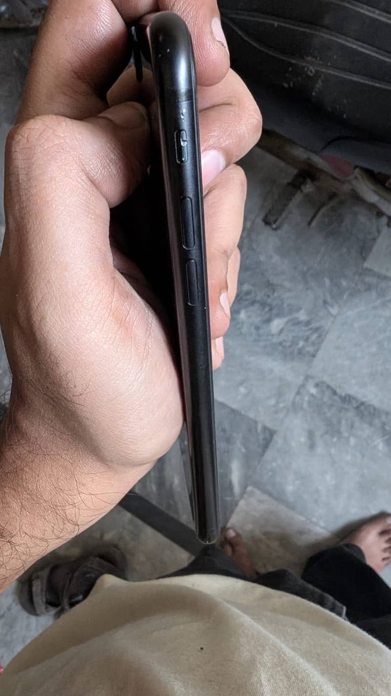 Apple iPhone SE 2020 2