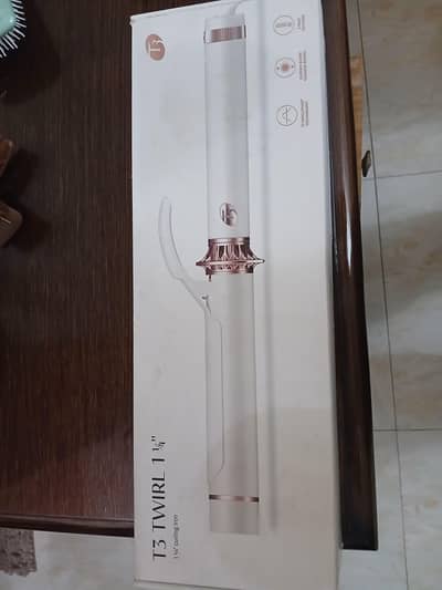 T3 Micro CurlWrap Automatic Rotating Curling Iron 1.25"- Imported