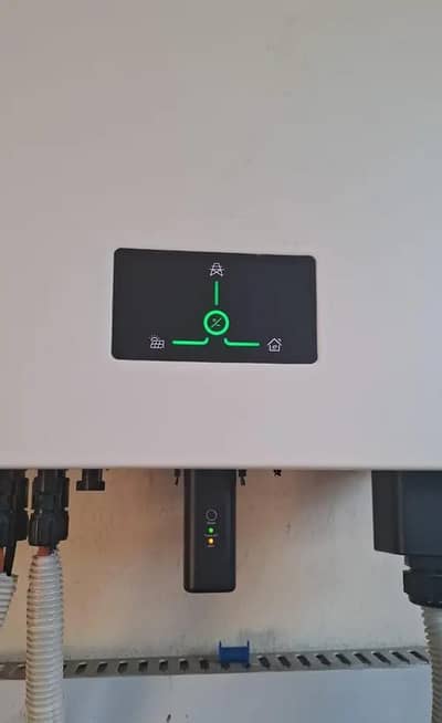 Livoltek 10KW Solar Inverter – High Efficiency | IP65 Protection
