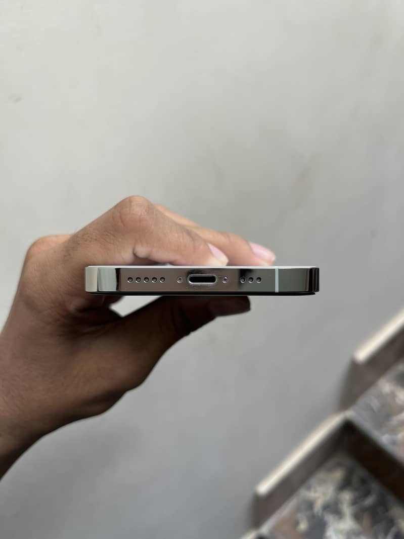 Apple iPhone 13 Pro 5
