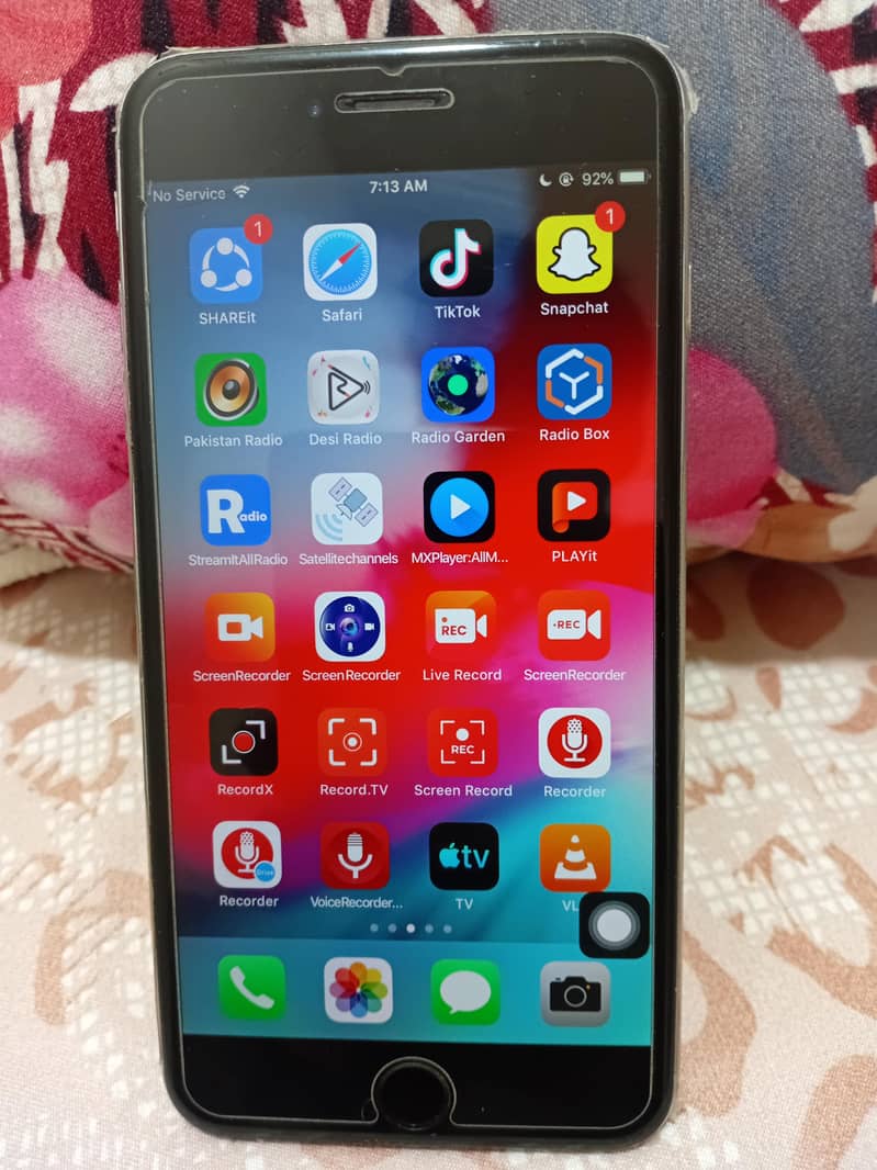 Apple iPhone 6 Plus 4