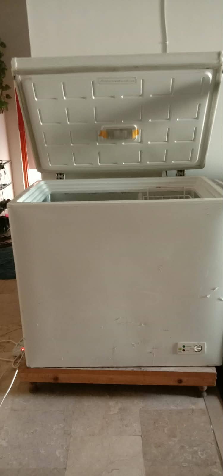 Pel deep freezer 0