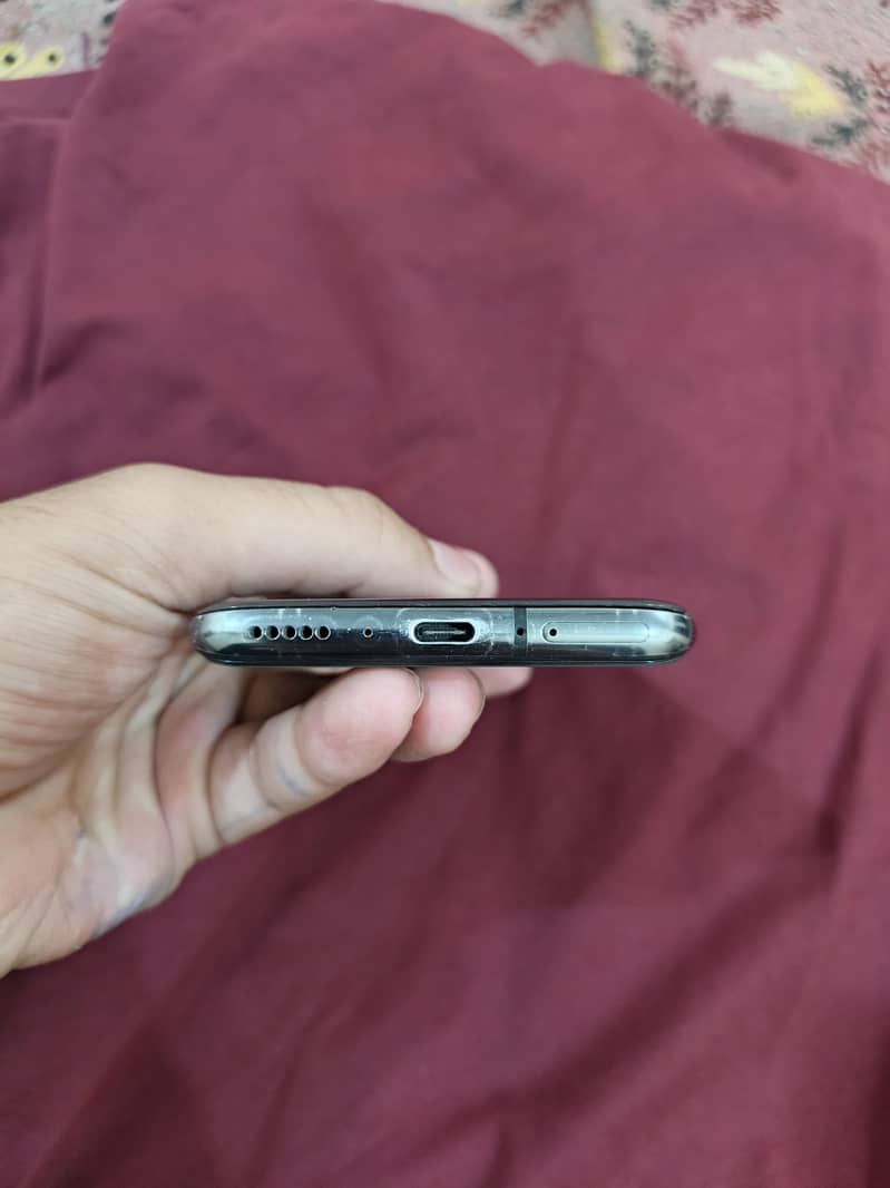 One Plus 7 Pro 3