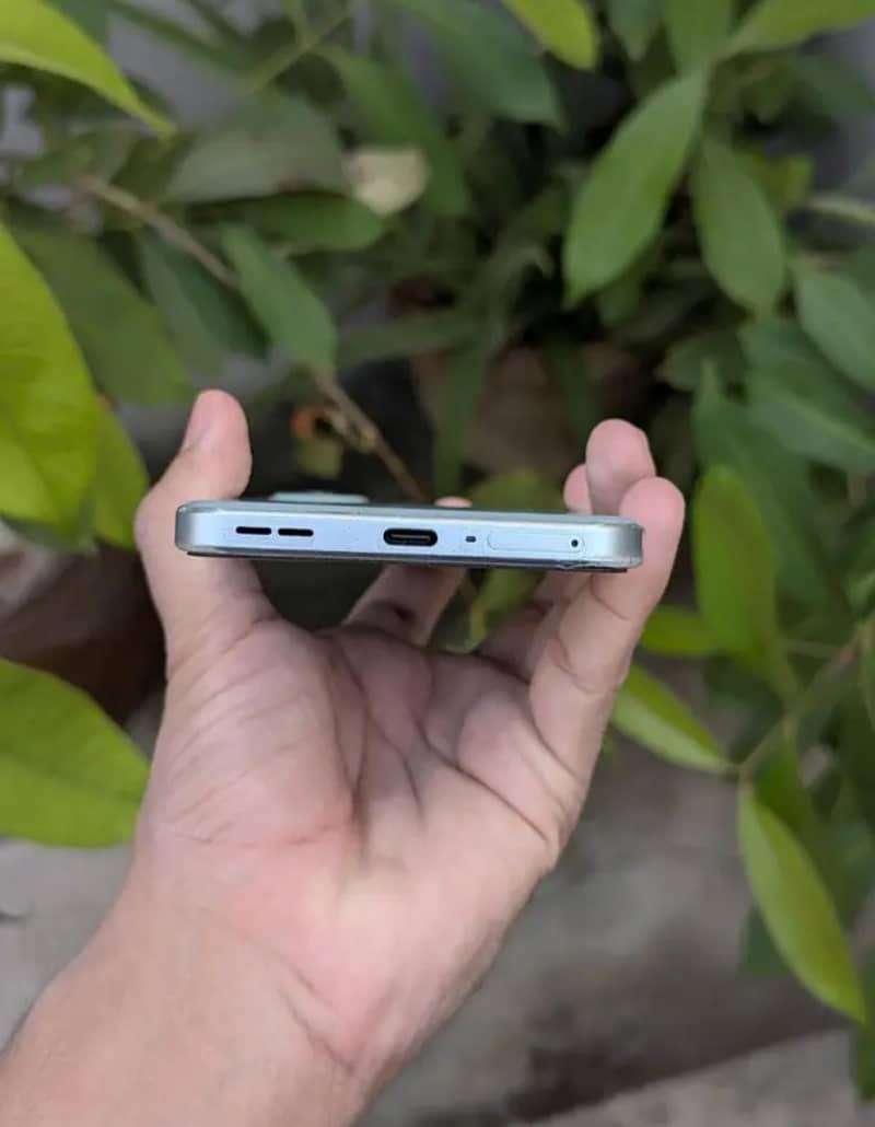 One Plus Ace 2V 7