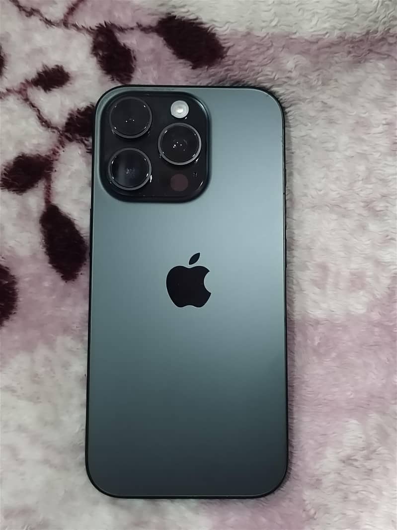 Apple iPhone 16 Pro 5