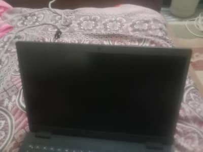 Dell latitude 3520 11gen core i5 laptop