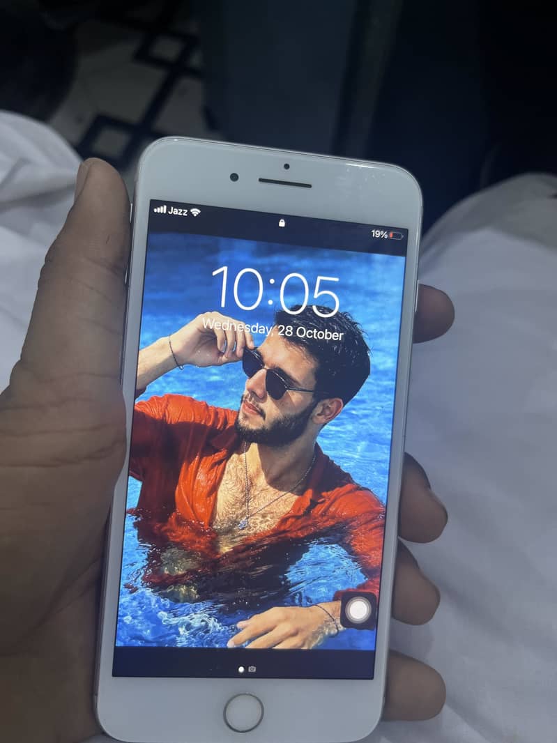 Apple iPhone 7 Plus 3
