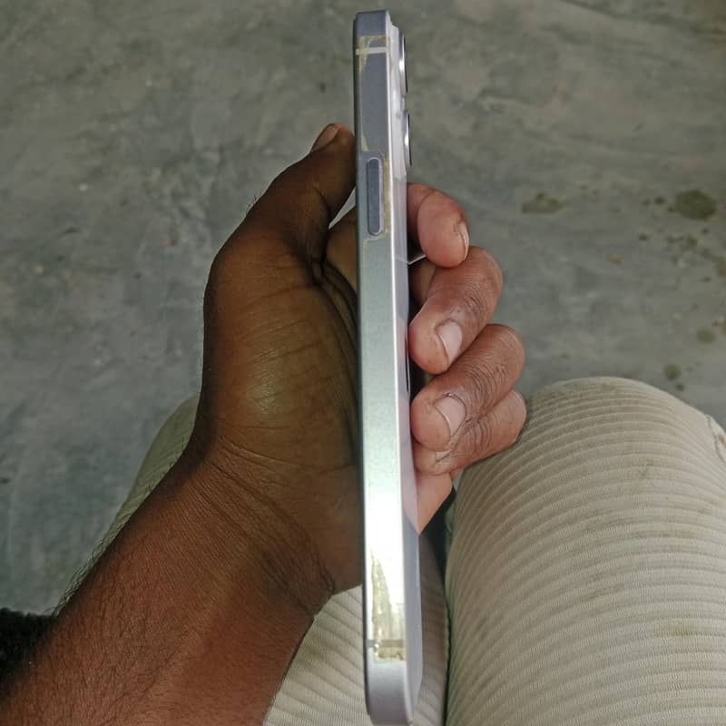 Apple iPhone 14 plus 2