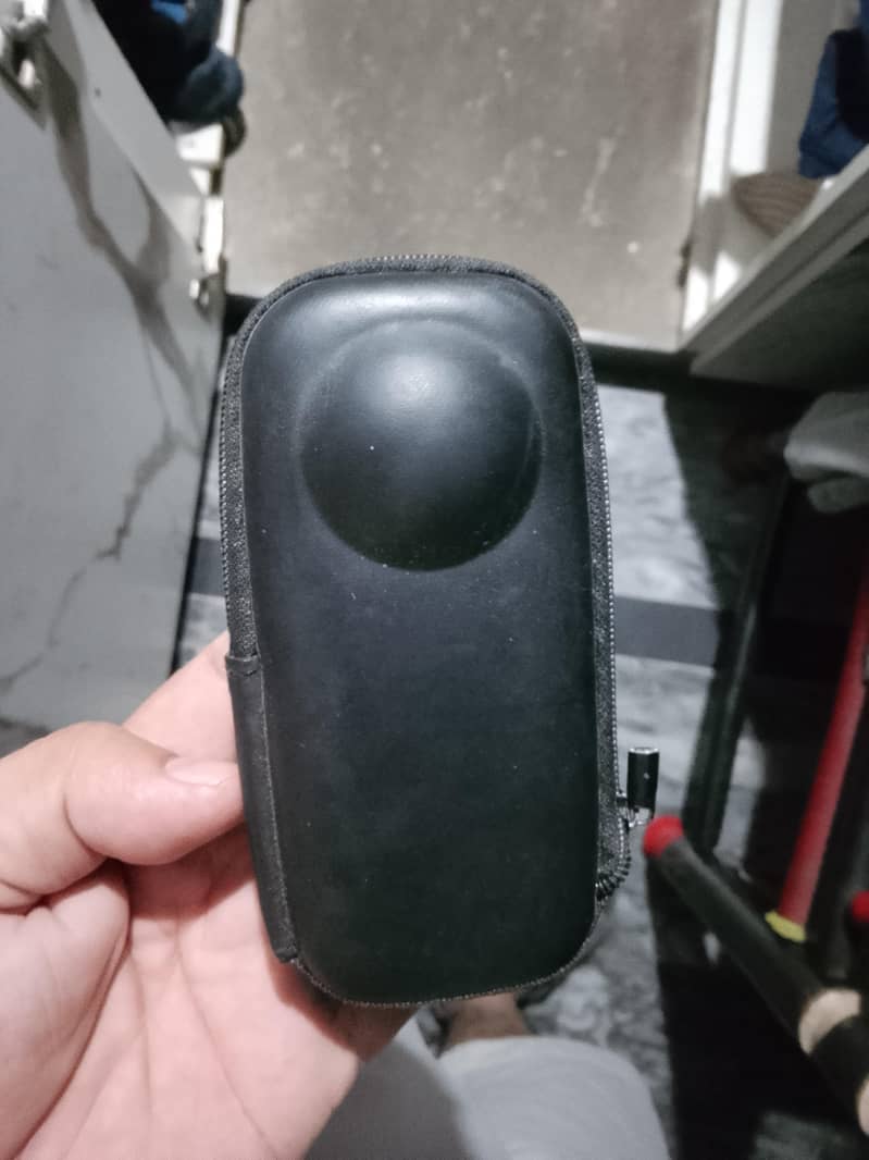 Insta 360 X2 2