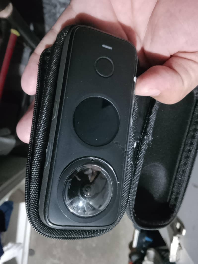 Insta 360 X2 4