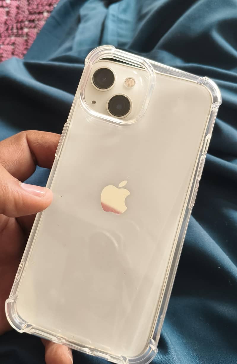 Apple iPhone 13 0