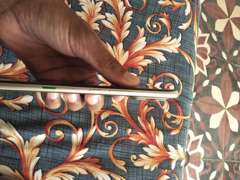 Infinix Note Edge 1