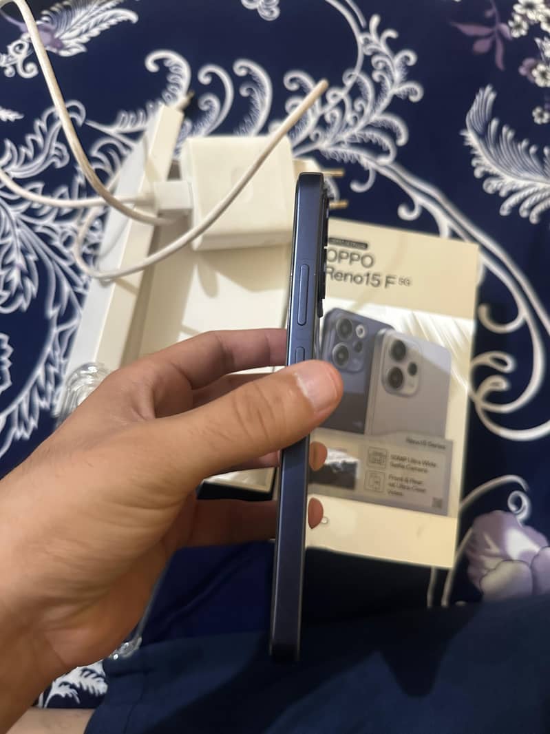 OPPO Reno 4