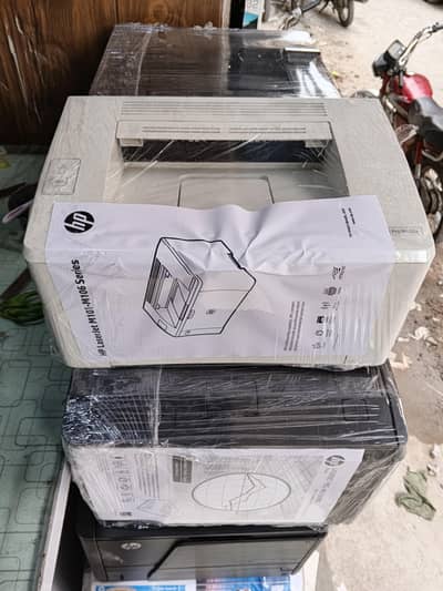 HP laser Jet M102a Fresh Condition Available
