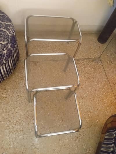3 table with glass top