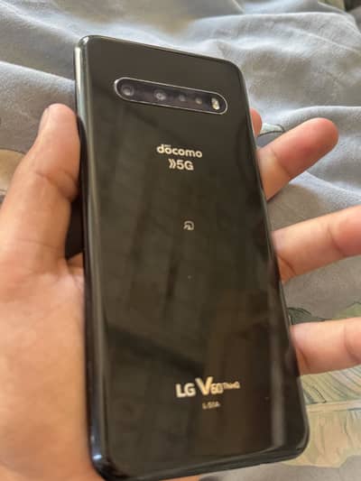 LG v60 8 128