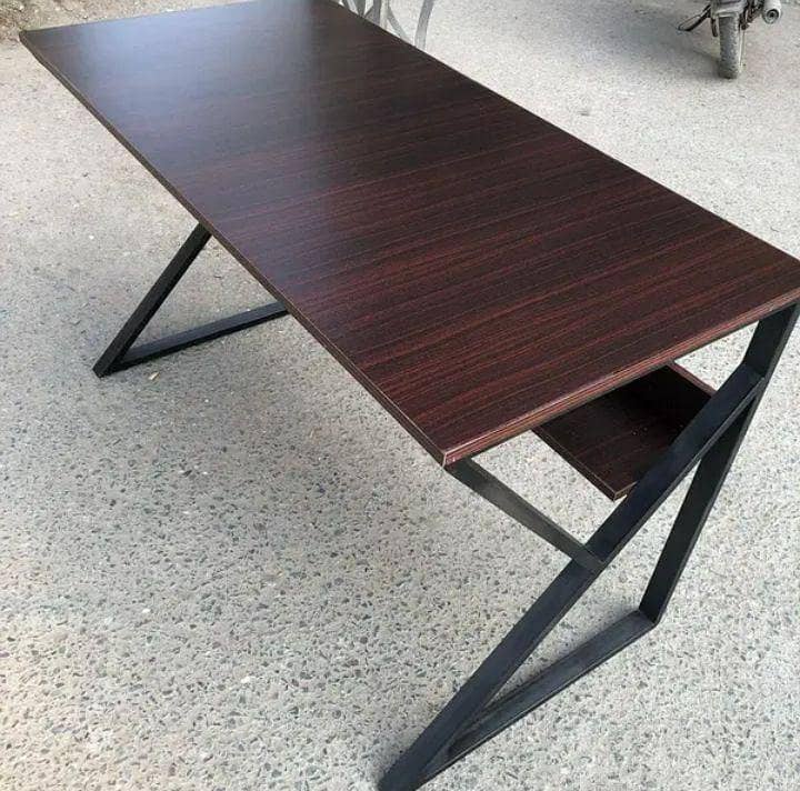 K shape office table available 1