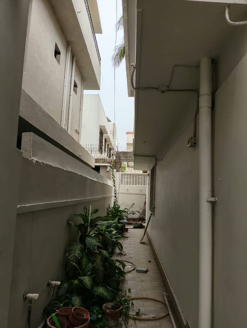 400 Square Yards House Available For Sale In Gulshan-E-Iqbal - Block 6 ...
