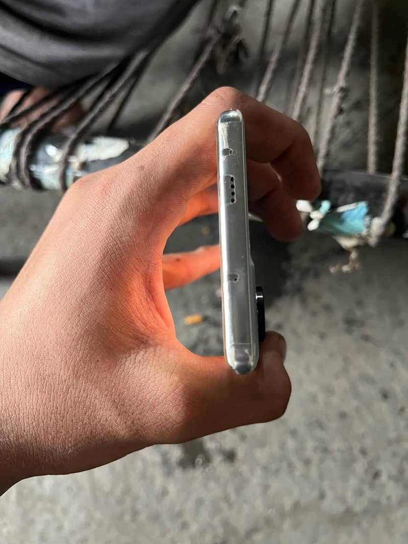 Tecno CAMON 40 Pro 5