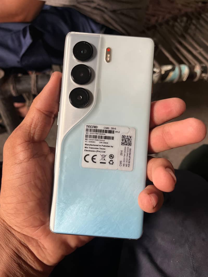 Tecno CAMON 40 Pro 7