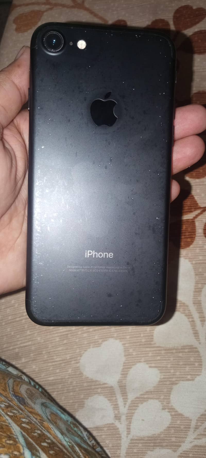 Apple iPhone 7 1