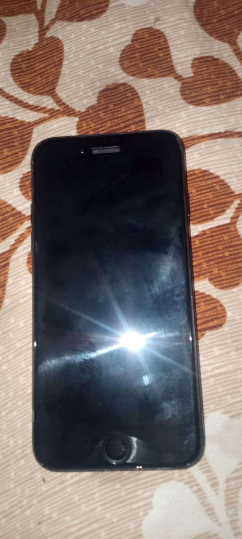 Apple iPhone 7 3