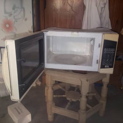 oven in good condition