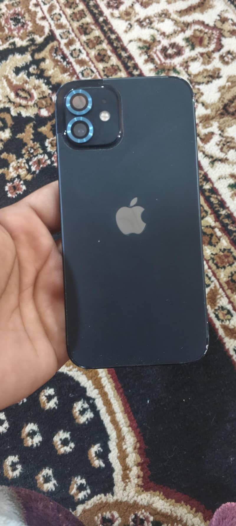 Apple iPhone 12 1