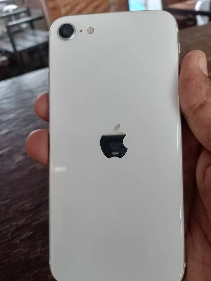 Apple iPhone SE 0