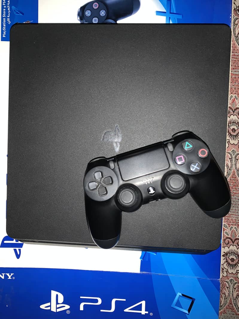 PS4 slim 0