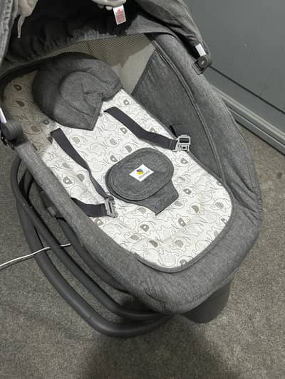 Automatic Swing for Baby 4 in 1 new condition