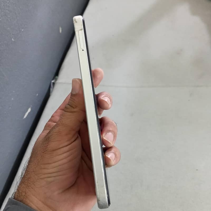 OPPO A6s 3