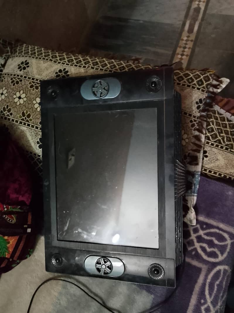 lcd tv 0