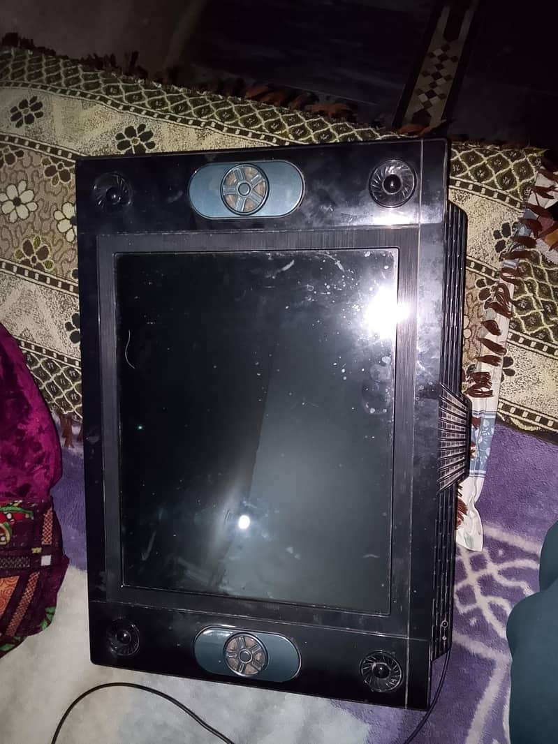 lcd tv 1