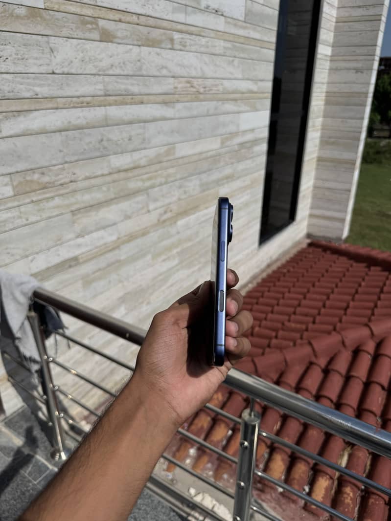 Apple iPhone 17 Pro 3