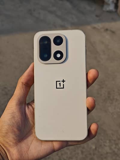 One Plus 15 16/512GB