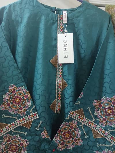 new tagged ethnic kaftan