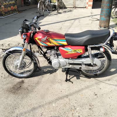 honda125 2026 model all ok documents clear loc Jhelum 03360775050