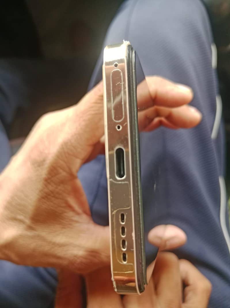 Realme 12 Plus 5G 2
