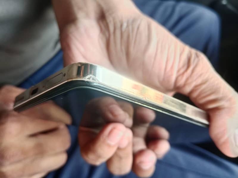 Realme 12 Plus 5G 6