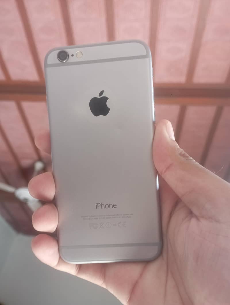 Apple iPhone 6 0