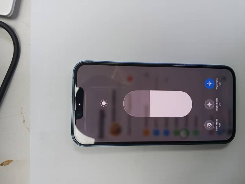 Apple iPhone 13 3