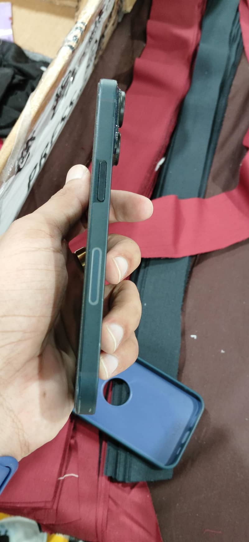 Apple iPhone 14 2