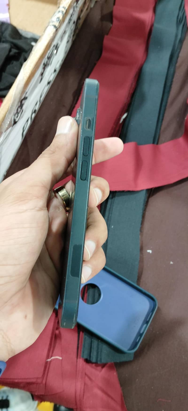 Apple iPhone 14 3