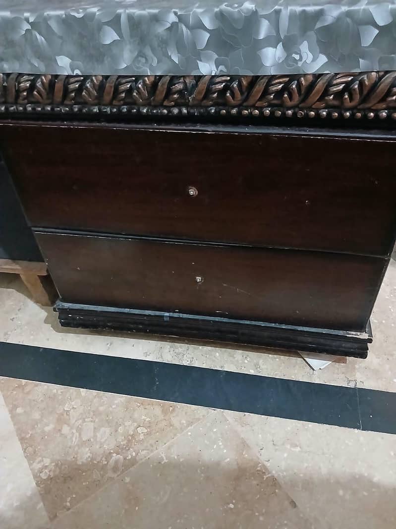King size double bed with metress 3