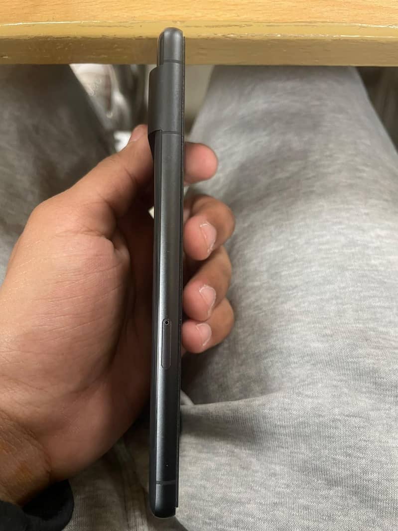 Google Pixel 7 3