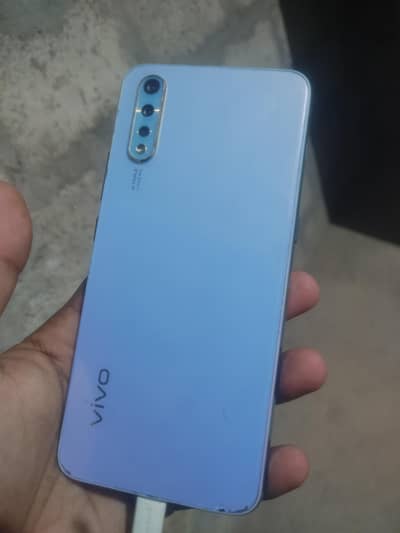Vivo S1