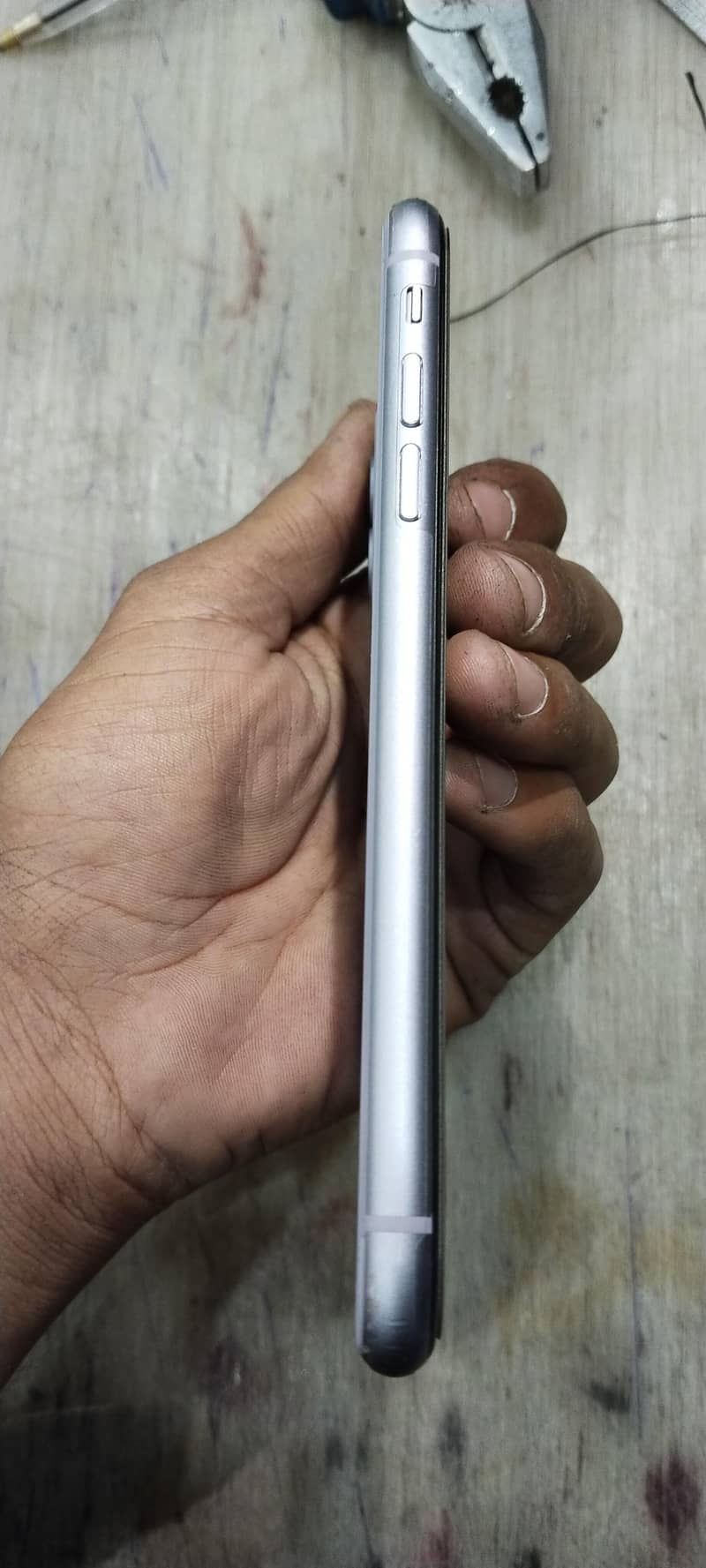 Apple iPhone 11 3