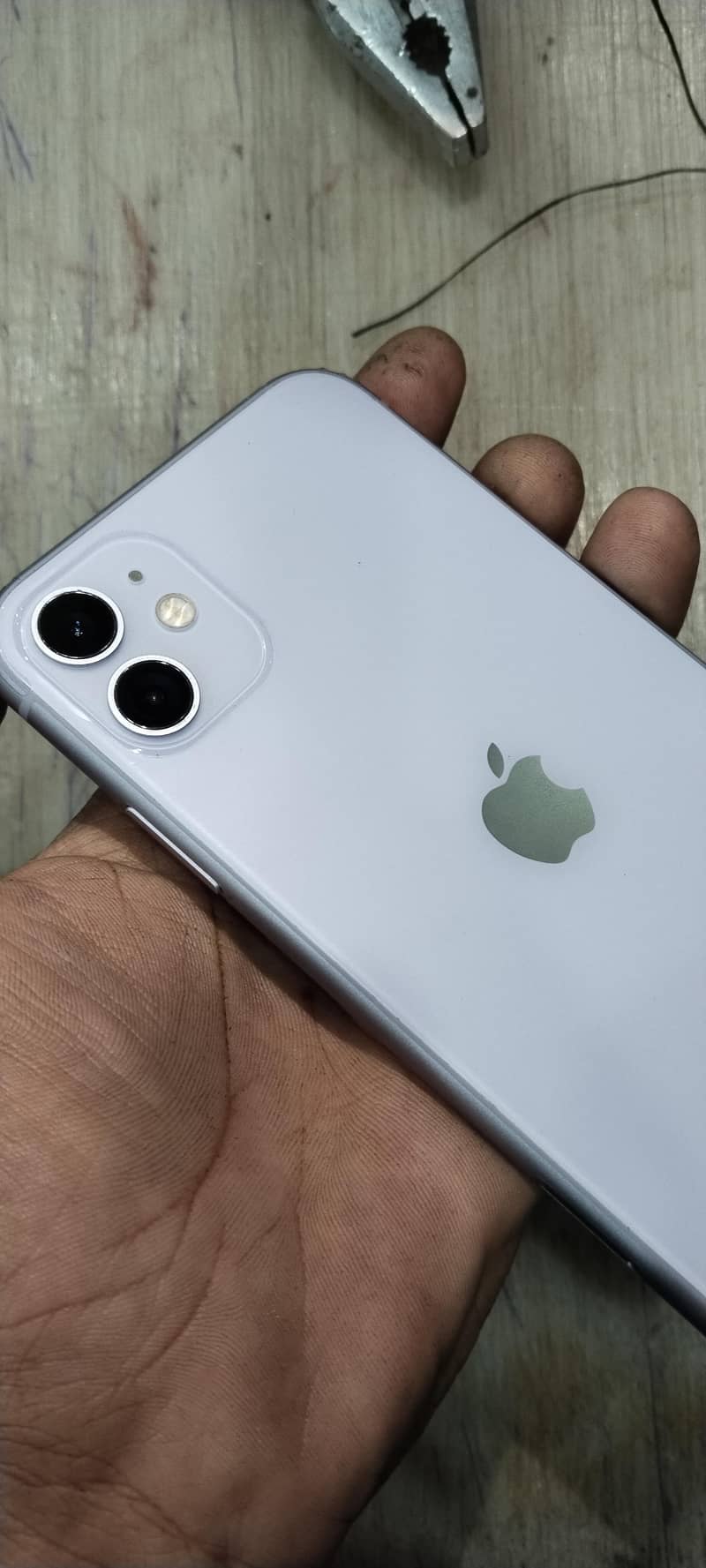 Apple iPhone 11 4